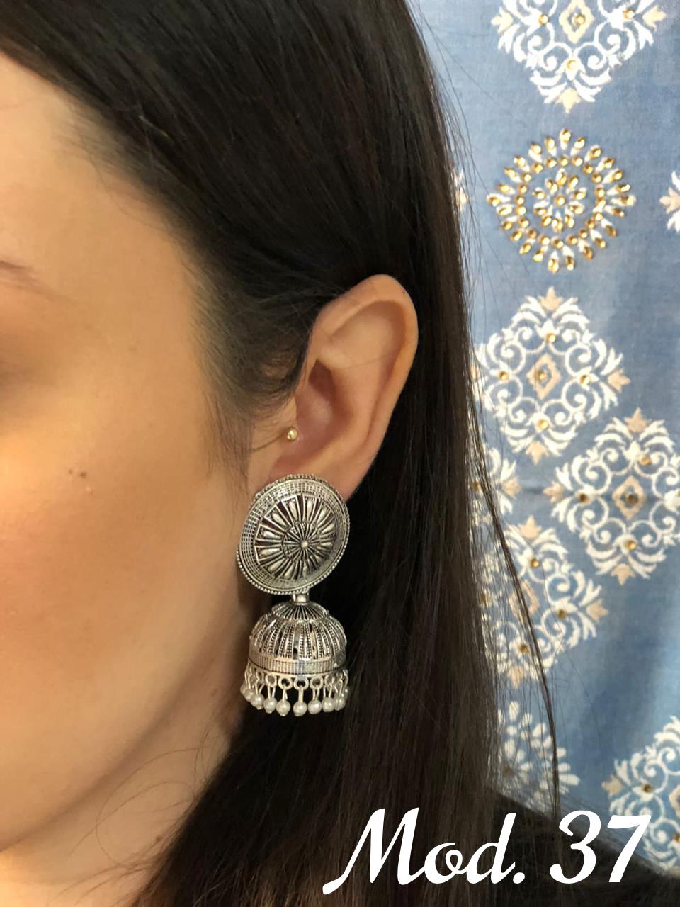 Aretes Hindu Chicos