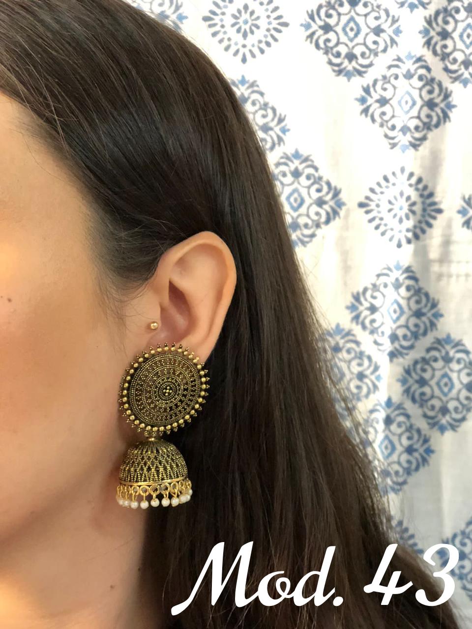 Aretes Hindu Chicos