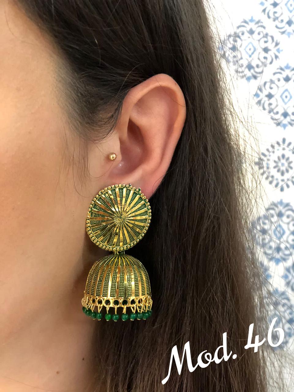 Aretes Hindu Chicos