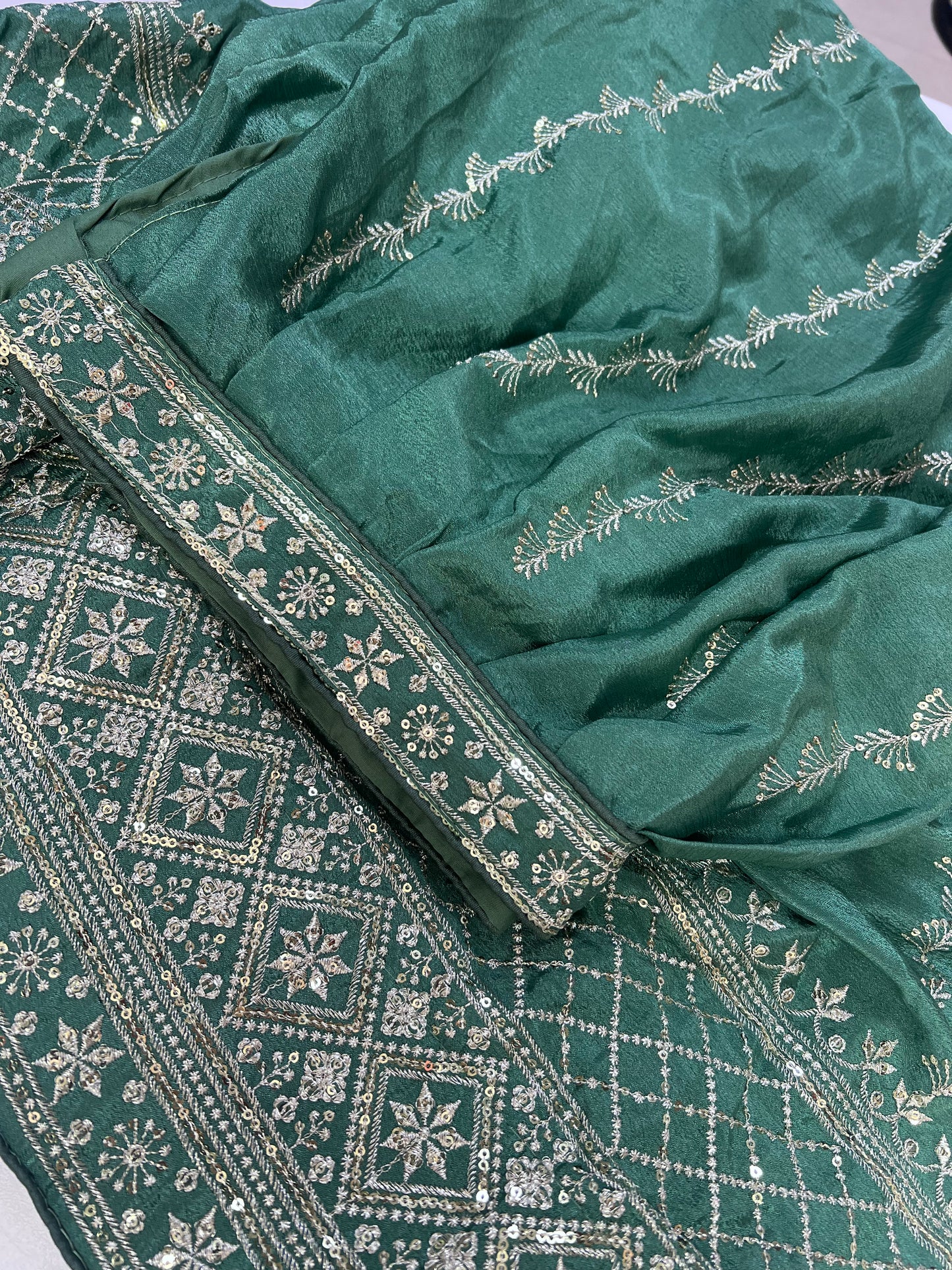 Lehenga Tradicional Hindú- Verde