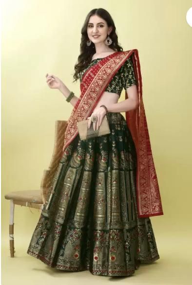 Lehenga Tradicional Hindú