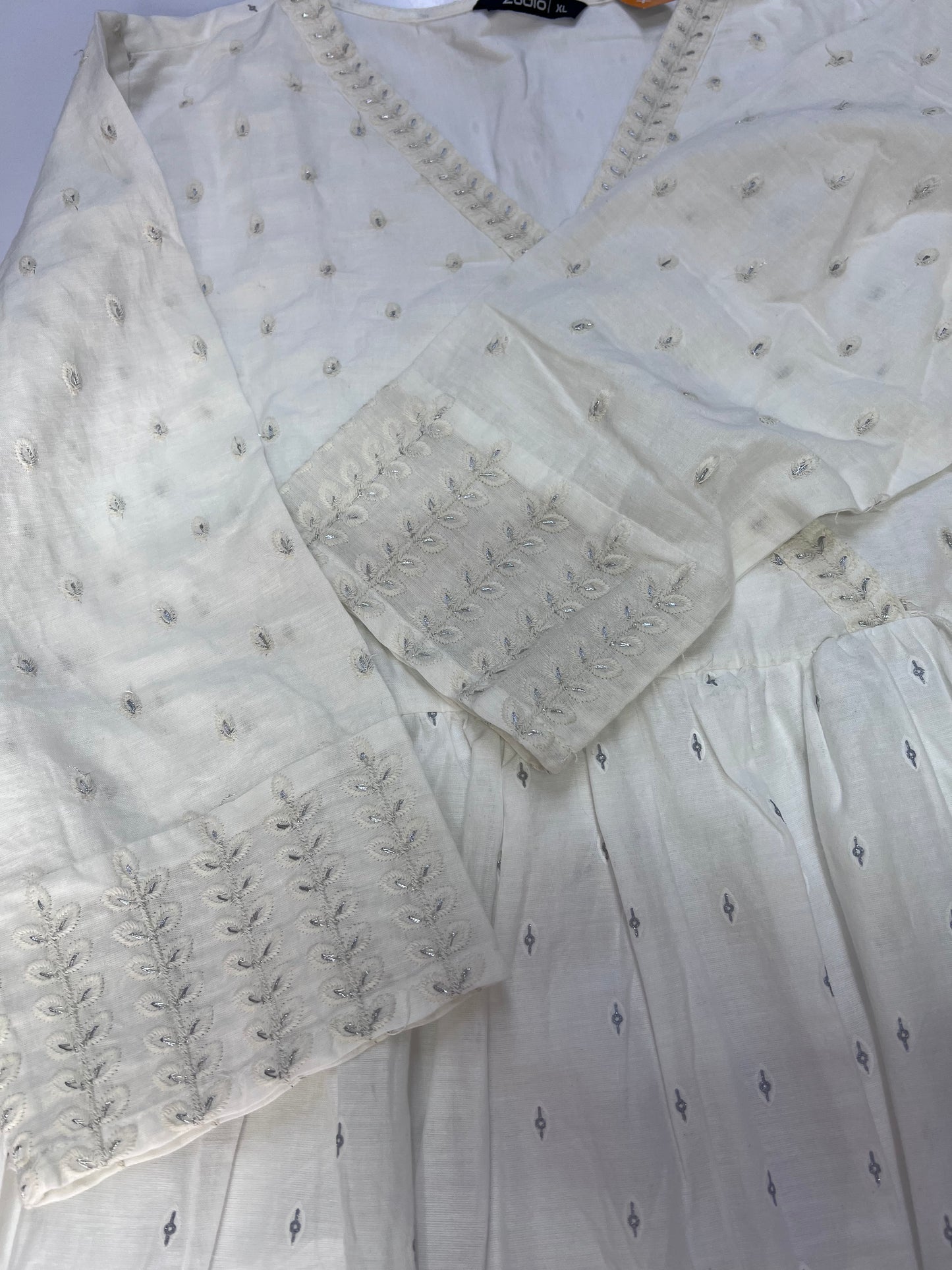 Kurti Hindú - Amritsar Perla