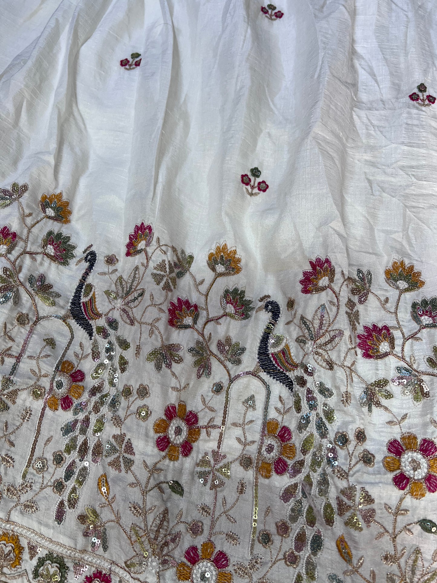 Lehenga Tradicional Hindú - Perla