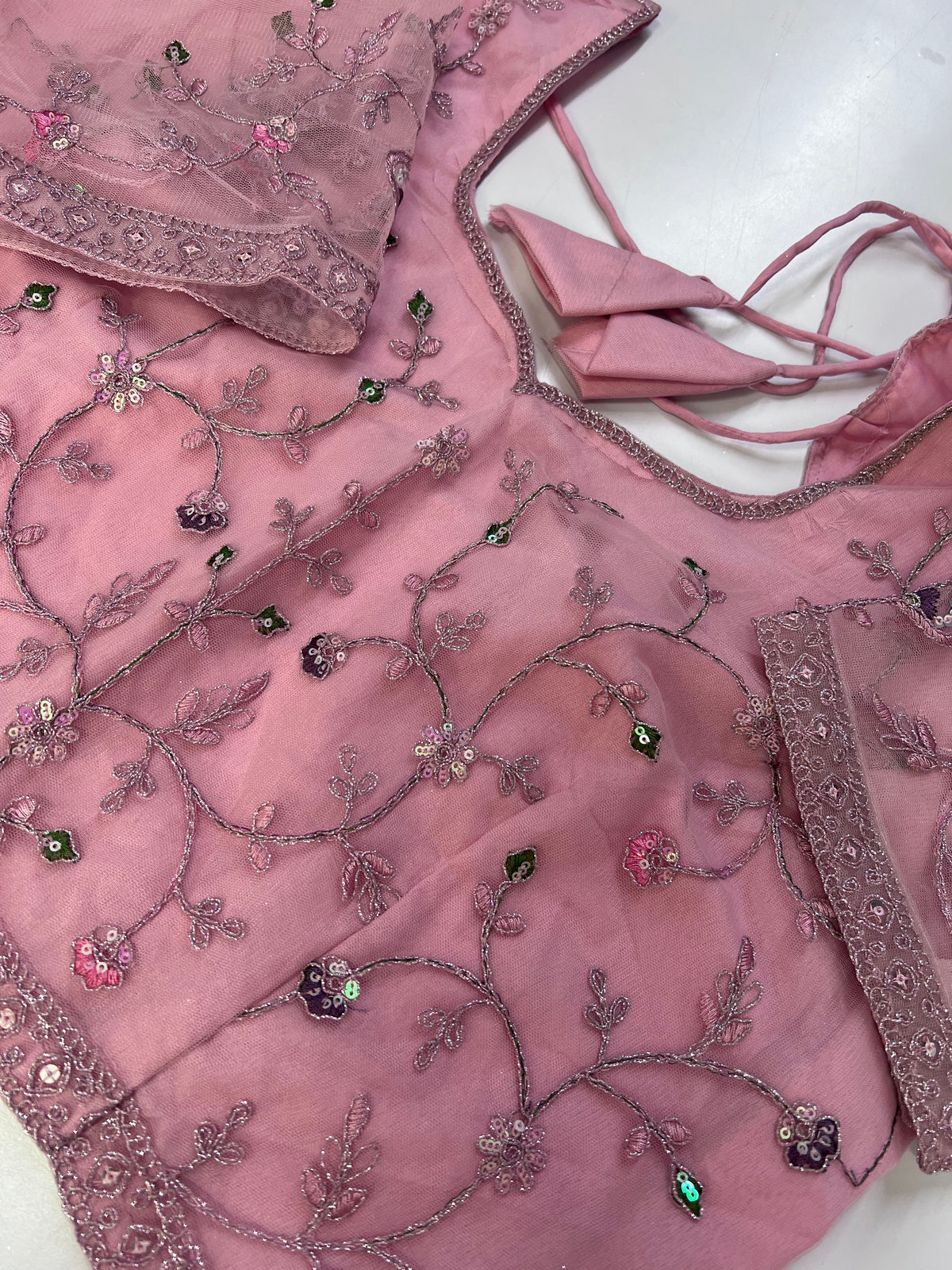 Lehenga Tradicional Hindú- Rosa