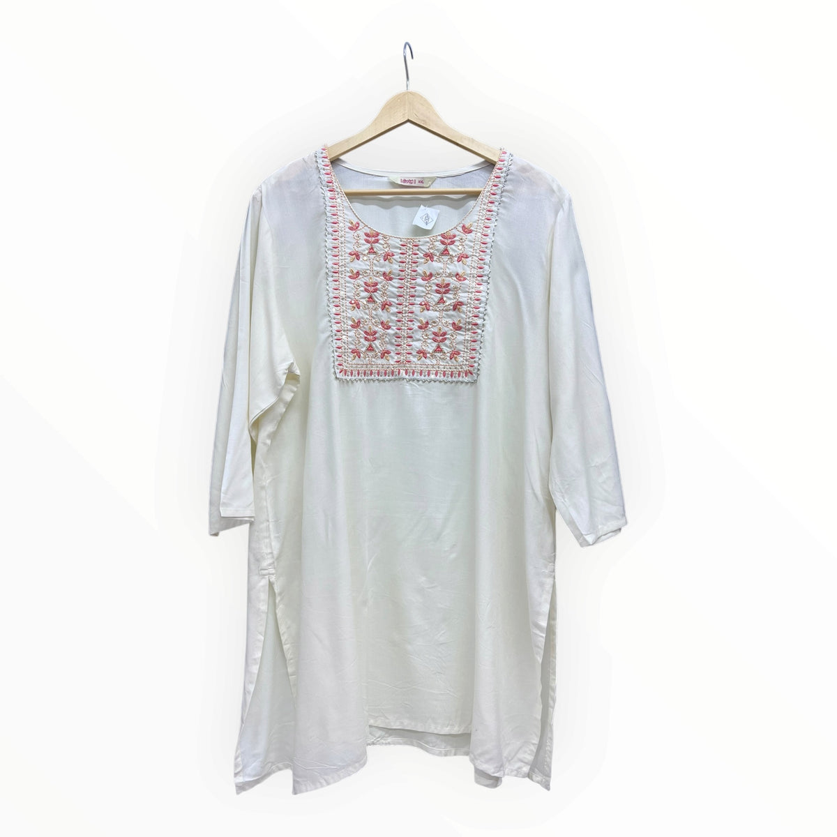 Kurti Hindú - Alwar Perla