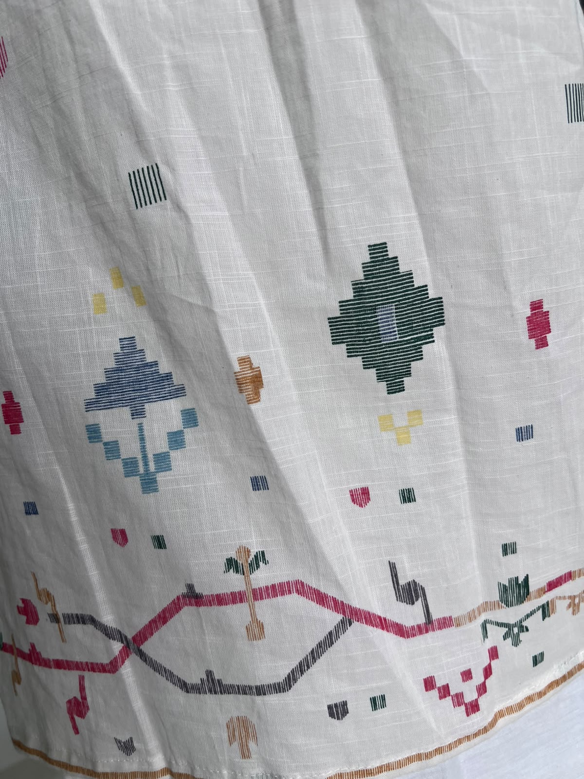 Kurti Hindú Artesanal con Estilo Tradicional y Elegante