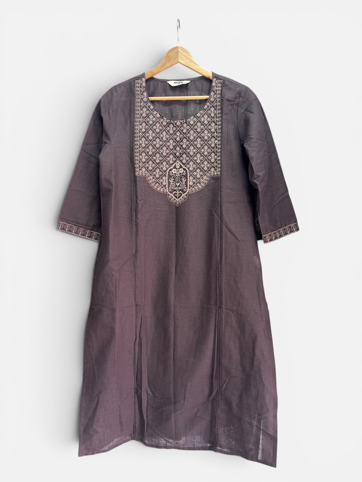 Kurti Hindú Artesanal con Estilo Tradicional y Elegante