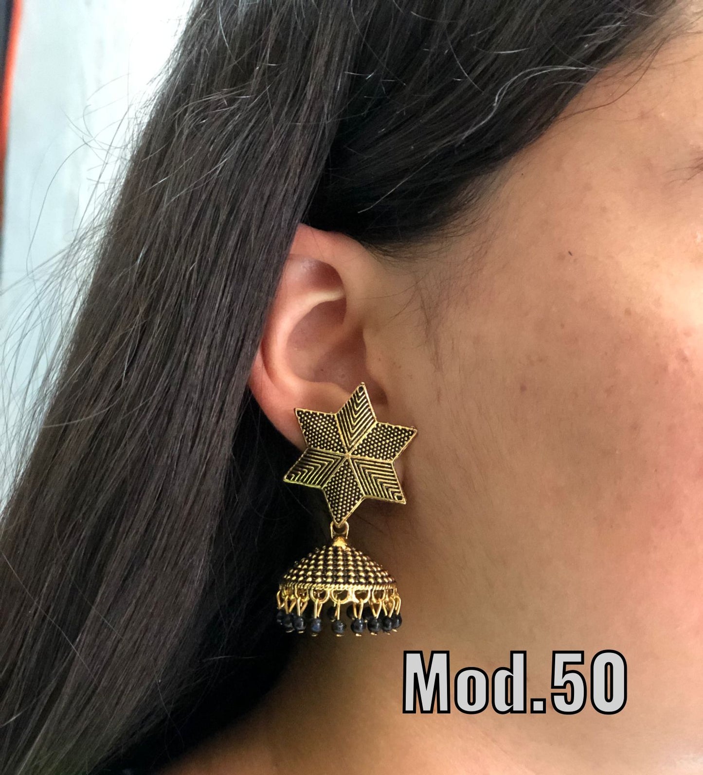 Aretes Hindu Chicos