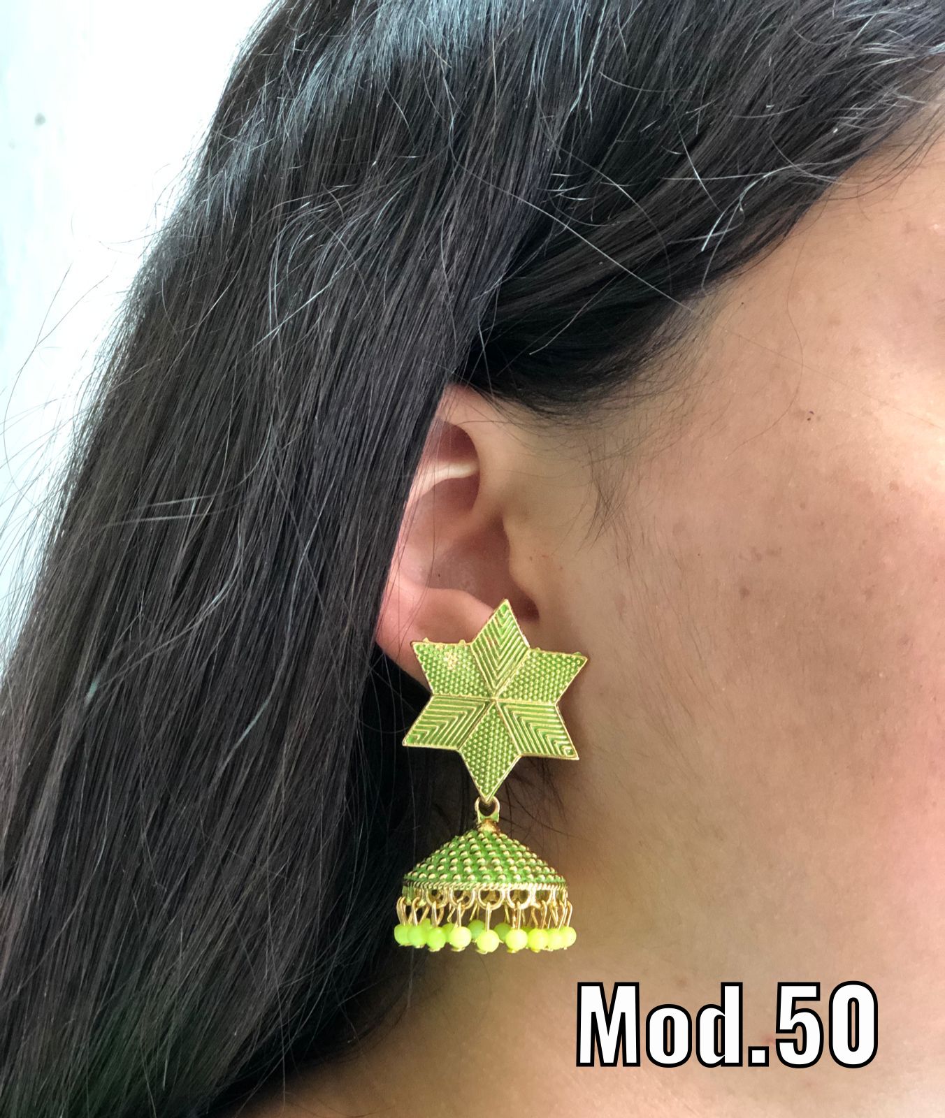 Aretes Hindu Chicos